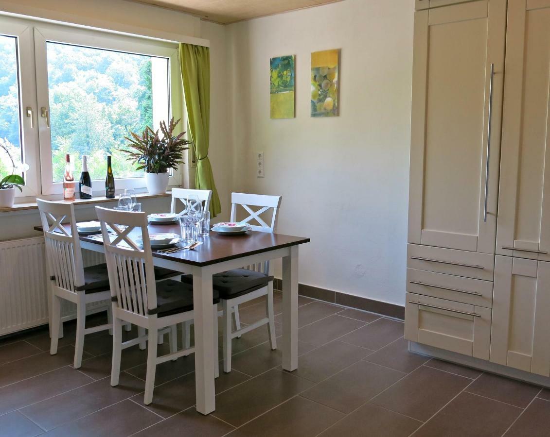 Roosartige Ferien - Ferienwohnung Am Weiherturm Bacharach Exteriör bild